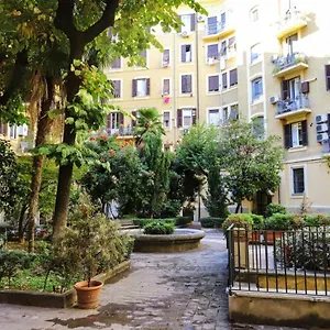 https://bb-casa-di-flora.it-romehotels.com